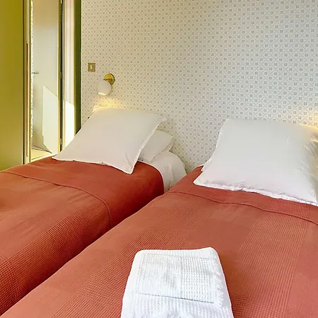 Casa de Férias Maison D'exception à 80m De La Avec Accès Direct, Proche Commerces, Terrasse, Bbq, Wifi Inclus - Fr-1-361-375