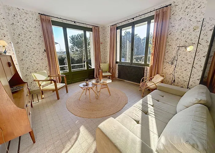 Casa vacanze Maison D'exception à 80m De La Avec Accès Direct, Proche Commerces, Terrasse, Bbq, Wifi Inclus - Fr-1-361-375