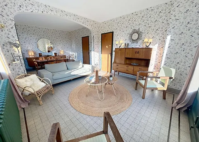 Casa vacanze Maison D'exception à 80m De La Avec Accès Direct, Proche Commerces, Terrasse, Bbq, Wifi Inclus - Fr-1-361-375 *